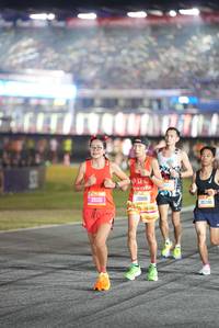 BIB: 26101, 20188, 20240
                            <button type="button" onclick="openModal(19604599)" class="btn btn-primary btn-sm float-right btn-popup" data-toggle="modal" data-target=".modal-high-quality">
                        <i class="fas fa-shopping-cart"></i> Add to Cart
                    </button>
                                            <button type="button" onclick="isThisMe(19604599, true)" class="btn btn-success btn-sm float-right btn-popup btn-isme hidden" data-toggle="tooltip" data-placement="bottom" title="นี่คือรูปของคุณใช่ไหม คลิกที่นี่เพื่อเอาเข้าอัลบั้ม">
                        <i class="fas fa-plus"></i> Add to album
                    </button>
                    <button type="button" onclick="isThisMe(19604599, false)" class="btn btn-warning btn-sm float-right btn-popup btn-isnotme hidden">
                        <i class="fas fa-ban"></i> Remove from album
                    </button>